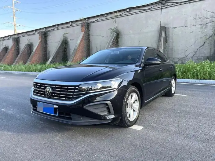 Volkswagen Passat 2023 Model Facelift 280TSI Business Edition – фото 1