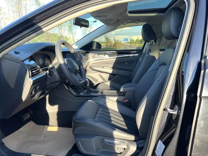 Volkswagen Passat 2023 Model Facelift 280TSI Business Edition – фото 7
