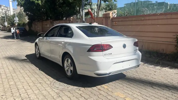 Volkswagen Lamando 2021 Model 230TSI DSG Fashion edition – фото 5