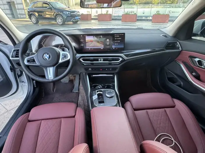 BMW 3 Series 2023 Model 325i M Sports Set – фото 7