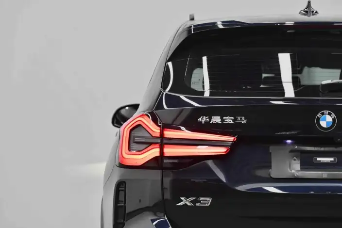 BMW X3 2023 Model xDrive30i Leading Model M Night Set – фото 6