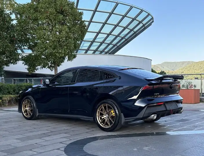 Changan UNI-V 2022 Model 1.5T Sports Edition – фото 4