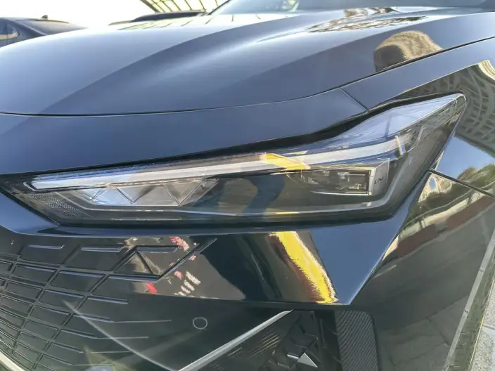 Changan UNI-V 2022 Model 1.5T Sports Edition – фото 9