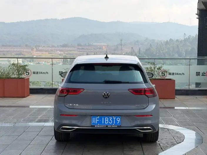 Volkswagen Golf 2021 Model 280TSI DSG Pro – фото 5