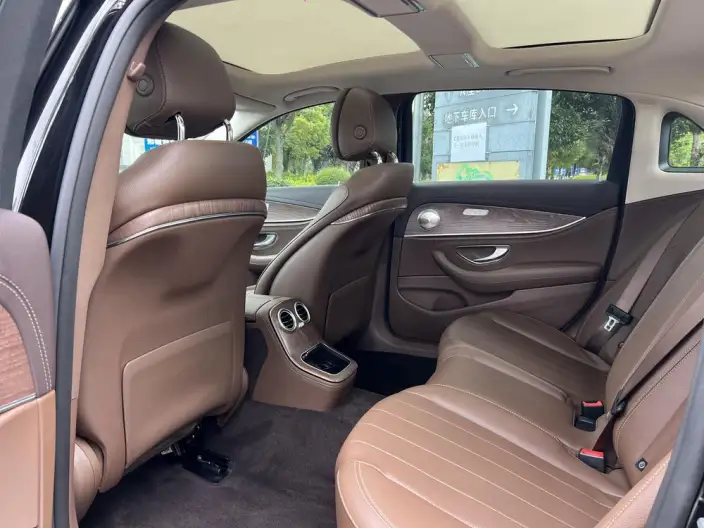 Mercedes-Benz E-Class 2022 Model E 300 L Fashion Model sedan – фото 9