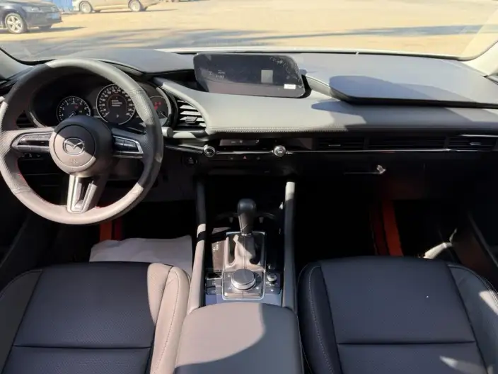 Mazda3 Axela 2022 Model 2.0L Automatic Zhi Engine Edition – фото 10