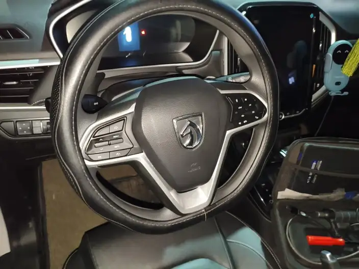 Baojun 530 2020 Model 1.5T CVT Luxury Connected Model 6 seat – фото 7