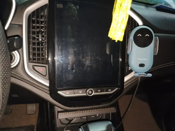 Baojun 530 2020 Model 1.5T CVT Luxury Connected Model 6 seat – фото 8