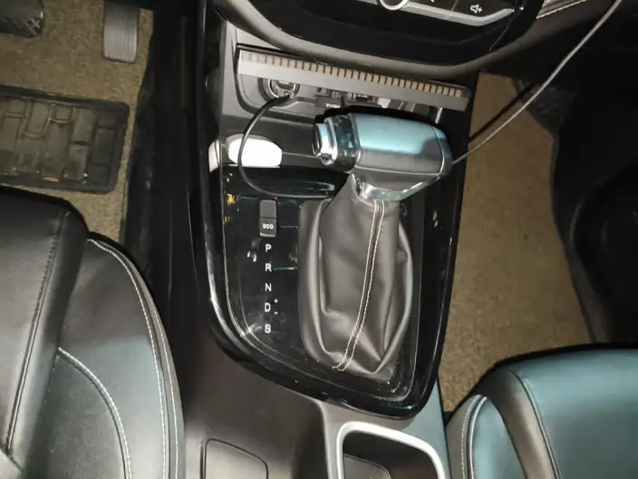 Baojun 530 2020 Model 1.5T CVT Luxury Connected Model 6 seat – фото 9