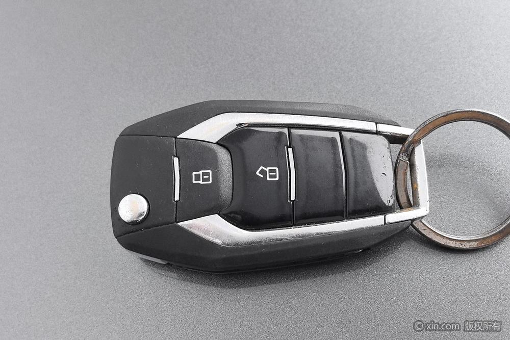 Maxus G10 Модель 2021 года 2.0T бензин автоматическое Smart Edition 7 seat – фото 6