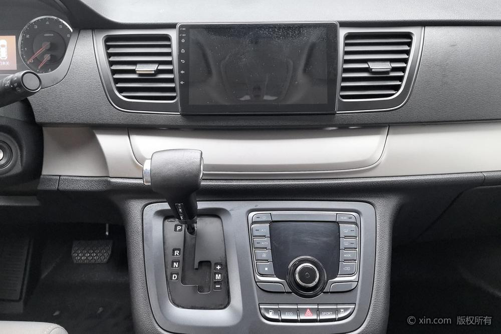 Maxus G10 Модель 2021 года 2.0T бензин автоматическое Smart Edition 7 seat – фото 9