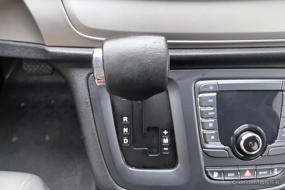 Maxus G10 Модель 2021 года 2.0T бензин автоматическое Smart Edition 7 seat – фото 15