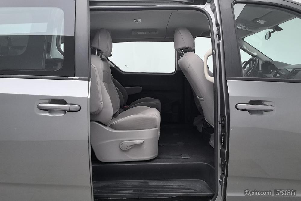 Maxus G10 Модель 2021 года 2.0T бензин автоматическое Smart Edition 7 seat – фото 19