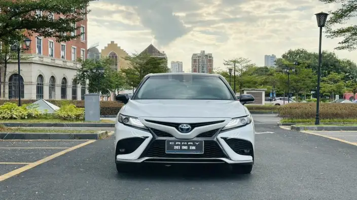 Toyota Camry 2023 Model Hybrid 2.5HS Fengshang Edition – фото 2