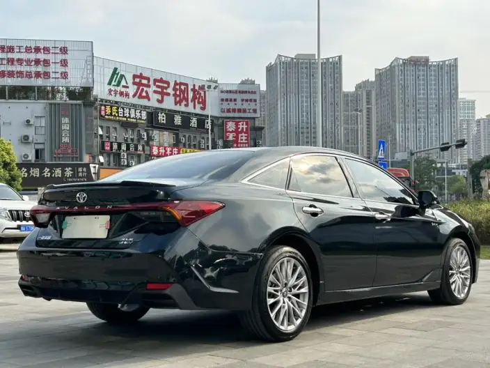 Toyota Avalon 2024 Model Intelligent Hybrid 2.5L E-CVT XLE Premium Edition – фото 5