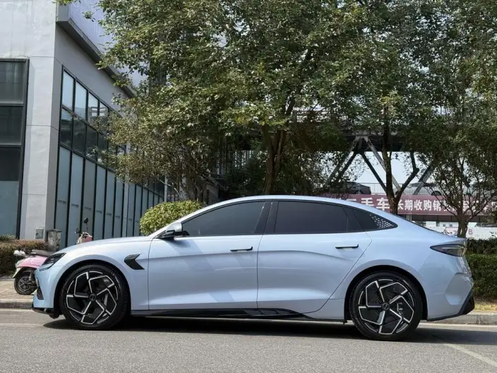 BYD Seal 2022 Model 700KM Long Battery Life Pro Rear Drive Edition – фото 4