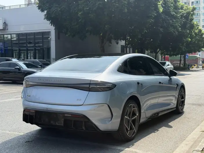 BYD Seal 2022 Model 700KM Long Battery Life Pro Rear Drive Edition – фото 7