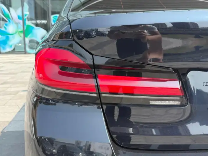 BMW 5 Series 2022 Model 530Li Exclusive Model M Sports Set – фото 10