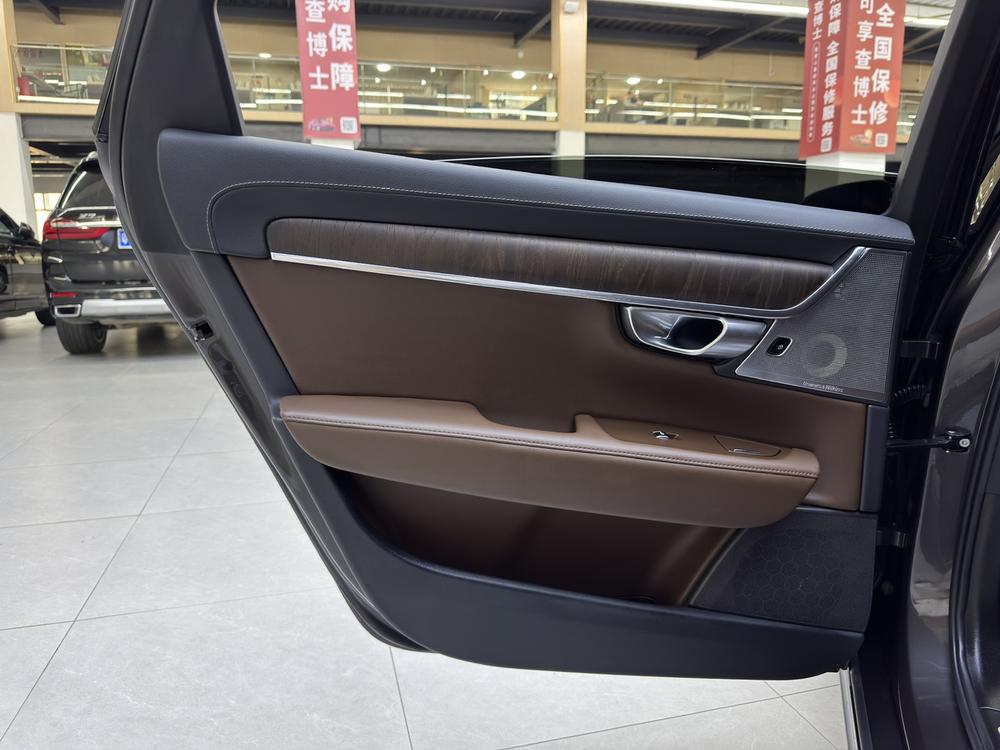 Volvo S90 PHEV 2023 T 8 4WD Long Battery Life Pro Smart Elegance Deluxe Edition – фото 6