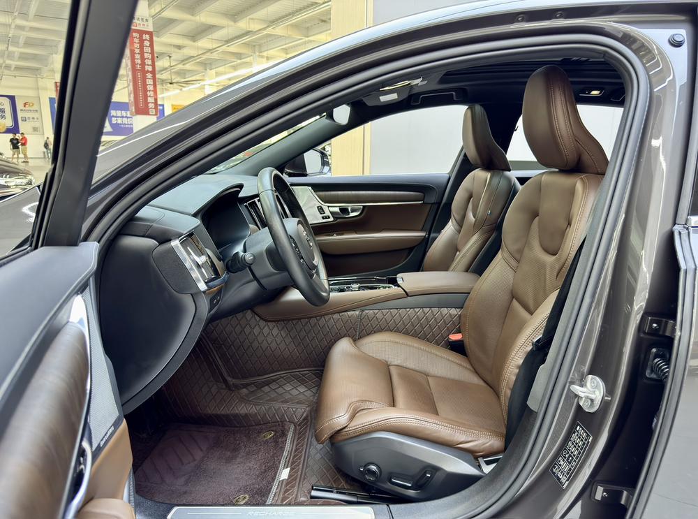 Volvo S90 PHEV 2023 T 8 4WD Long Battery Life Pro Smart Elegance Deluxe Edition – фото 12