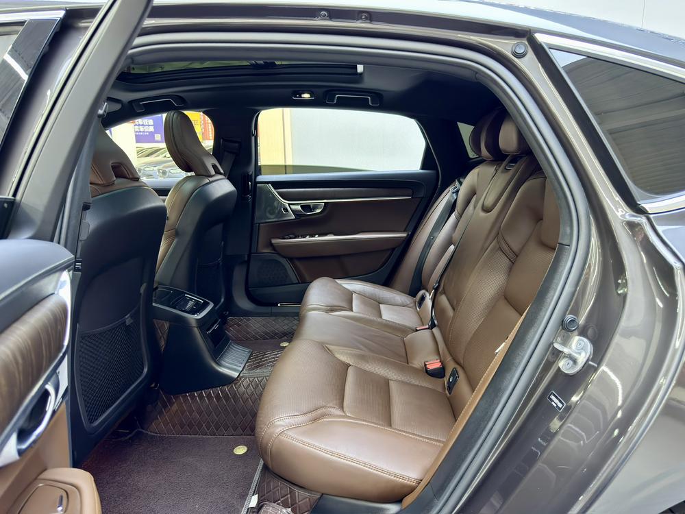 Volvo S90 PHEV 2023 T 8 4WD Long Battery Life Pro Smart Elegance Deluxe Edition – фото 13