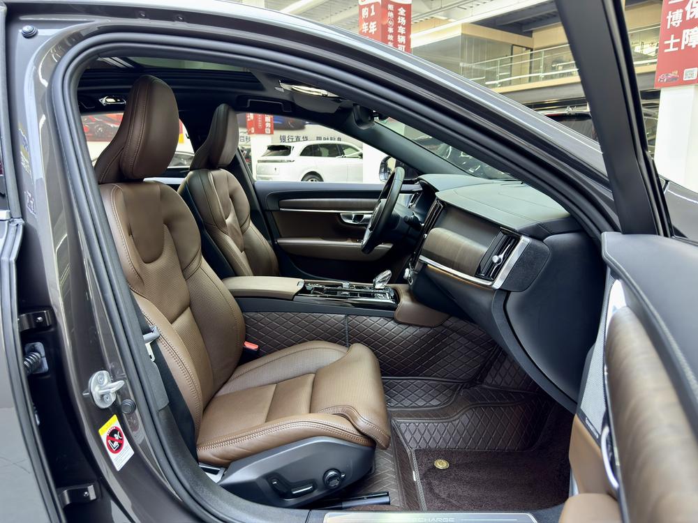 Volvo S90 PHEV 2023 T 8 4WD Long Battery Life Pro Smart Elegance Deluxe Edition – фото 15