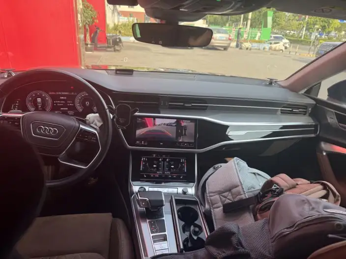 Audi A7 L 2024 Model 45 TFSI quattro Luxury Model – фото 6