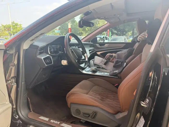 Audi A7 L 2024 Model 45 TFSI quattro Luxury Model – фото 8