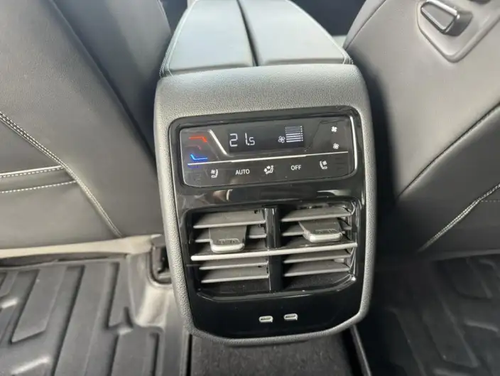 Volkswagen Magotan 2024 Model 380TSI Supreme Edition – фото 9