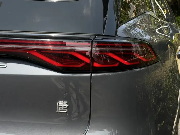 BYD Tang EV 2024 Model Honor Edition 730KM Exclusive Model – фото 7