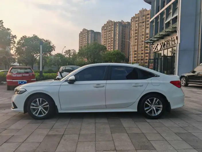 Honda Civic 2023 Model 240TURBO CVT Momentum Edition