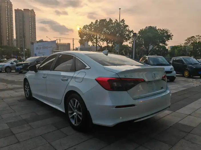 Honda Civic 2023 Model 240TURBO CVT Momentum Edition – фото 5