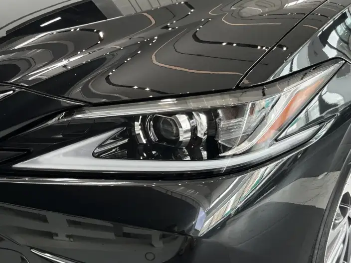 Lexus ES 2022 Model 260 Superior Edition – фото 8