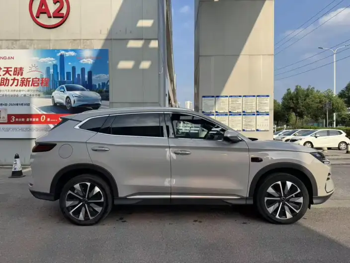 BYD Song PLUS EV 2025 Model Smart Driving Edition 520KM Noble Model – фото 8