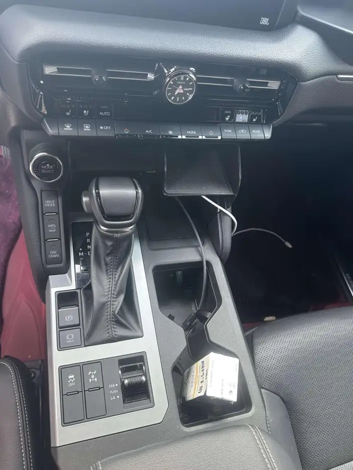 Toyota Prado 2025 Model 2.4T Hybrid Flagship VX Edition 5 seat – фото 8