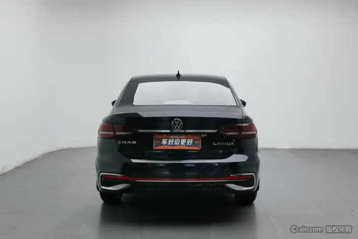 Volkswagen Lavida 2023 Model Facelift 1.5L Automatic Starry Sky Five Million Edition – фото 3