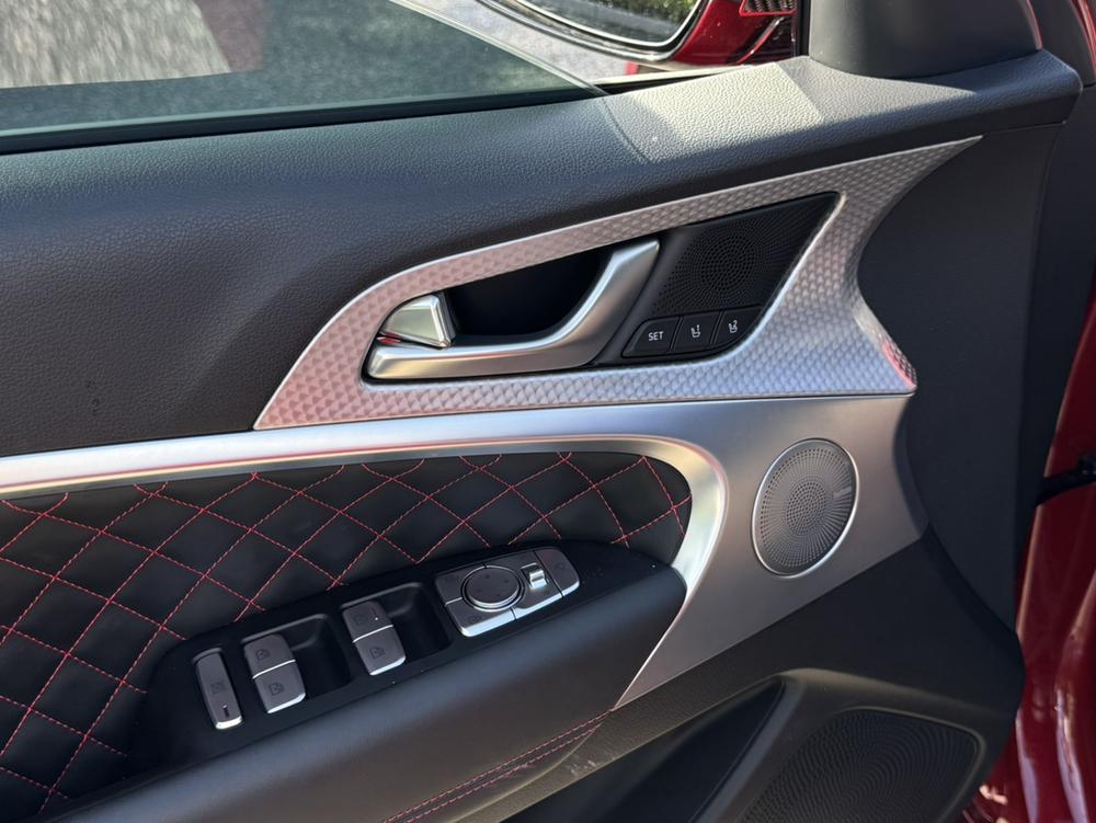 Genesis G70 2023 2.0T 4WD Flagship – фото 22