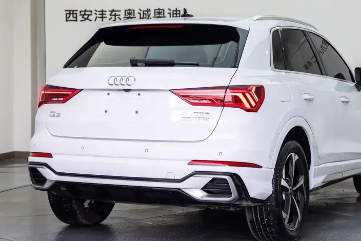 AUDI Q3 2025 Model quattro 45th Anniversary Collector Edition Edition 35 TFSI Fashion Dynamic Model – фото 7