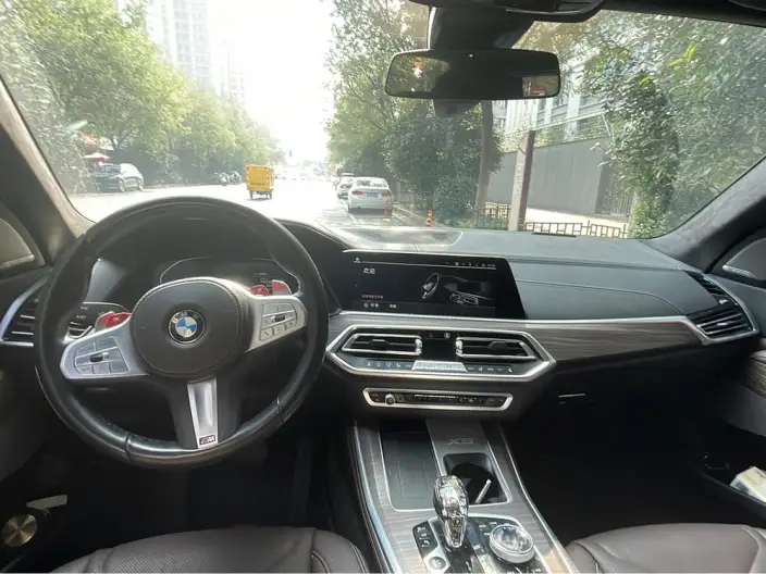 BMW X5 2022 Model Facelift xDrive 40Li M Sports Set – фото 5