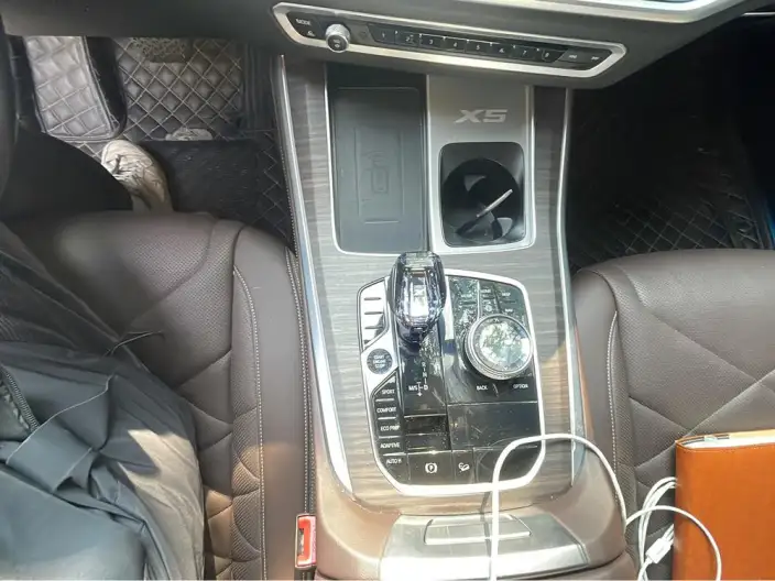 BMW X5 2022 Model Facelift xDrive 40Li M Sports Set – фото 9