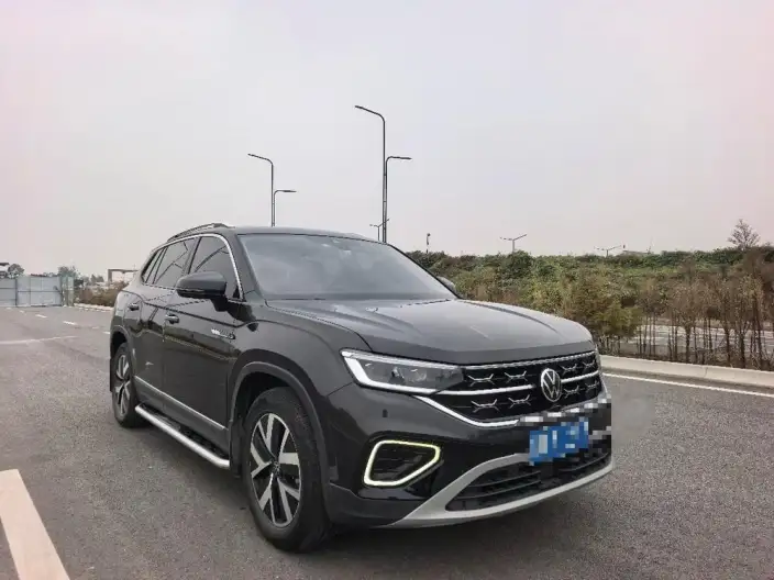 Volkswagen Tayron 2023 Model 330TSI 2WD Luxury Plus Advanced version – фото 3