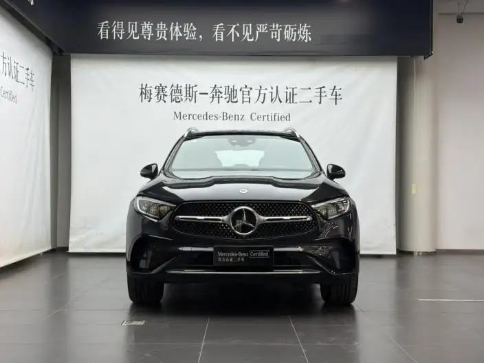 Mercedes-Benz GLC 2025 Model GLC 260 L 4MATIC Luxury Model 5 seat – фото 2