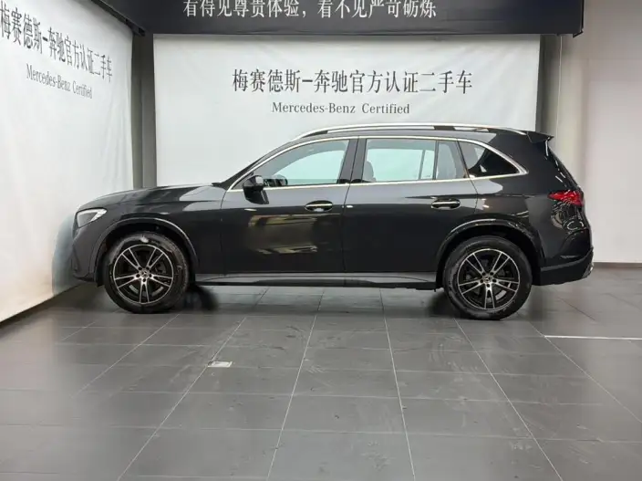 Mercedes-Benz GLC 2025 Model GLC 260 L 4MATIC Luxury Model 5 seat – фото 3