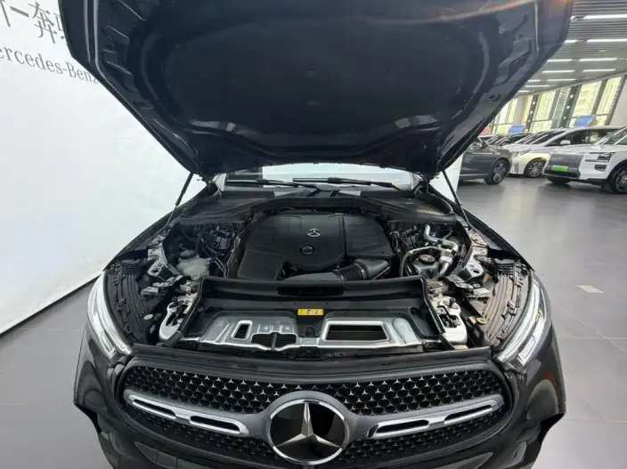Mercedes-Benz GLC 2025 Model GLC 260 L 4MATIC Luxury Model 5 seat – фото 7