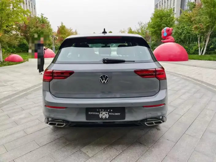 Volkswagen Golf 2022 Model 280TSI DSG R-Line – фото 5
