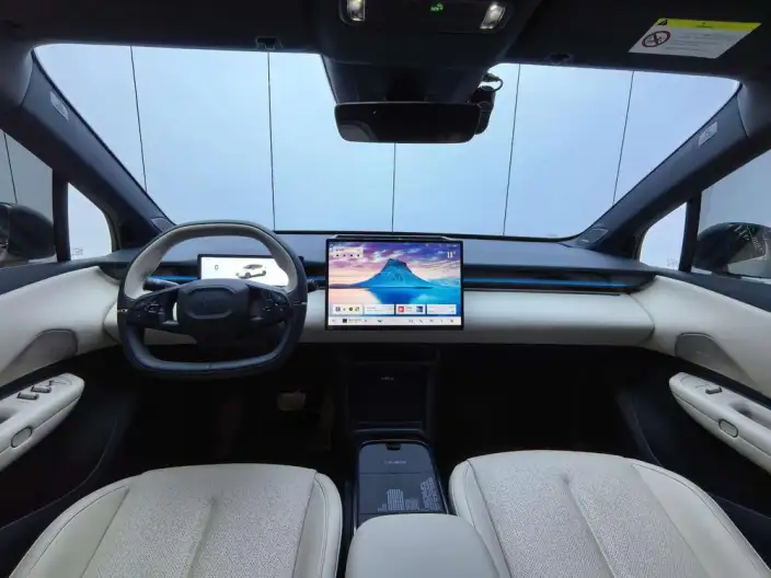 Lynk & Co 20 2025 Model Z20 530km Rear Drive Pro – фото 7