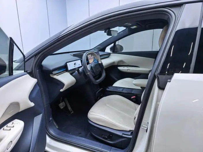 Lynk & Co 20 2025 Model Z20 530km Rear Drive Pro – фото 8