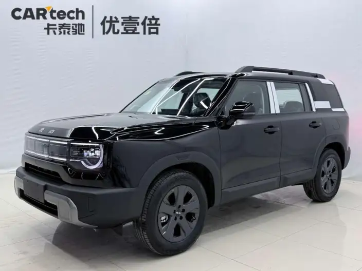 BAIC BJ30 2027 Model Traveler 1.5T DCT Standard Edition