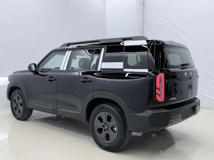 BAIC BJ30 2027 Model Traveler 1.5T DCT Standard Edition