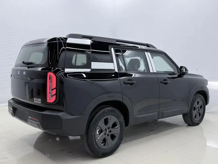 BAIC BJ30 2027 Model Traveler 1.5T DCT Standard Edition – фото 6